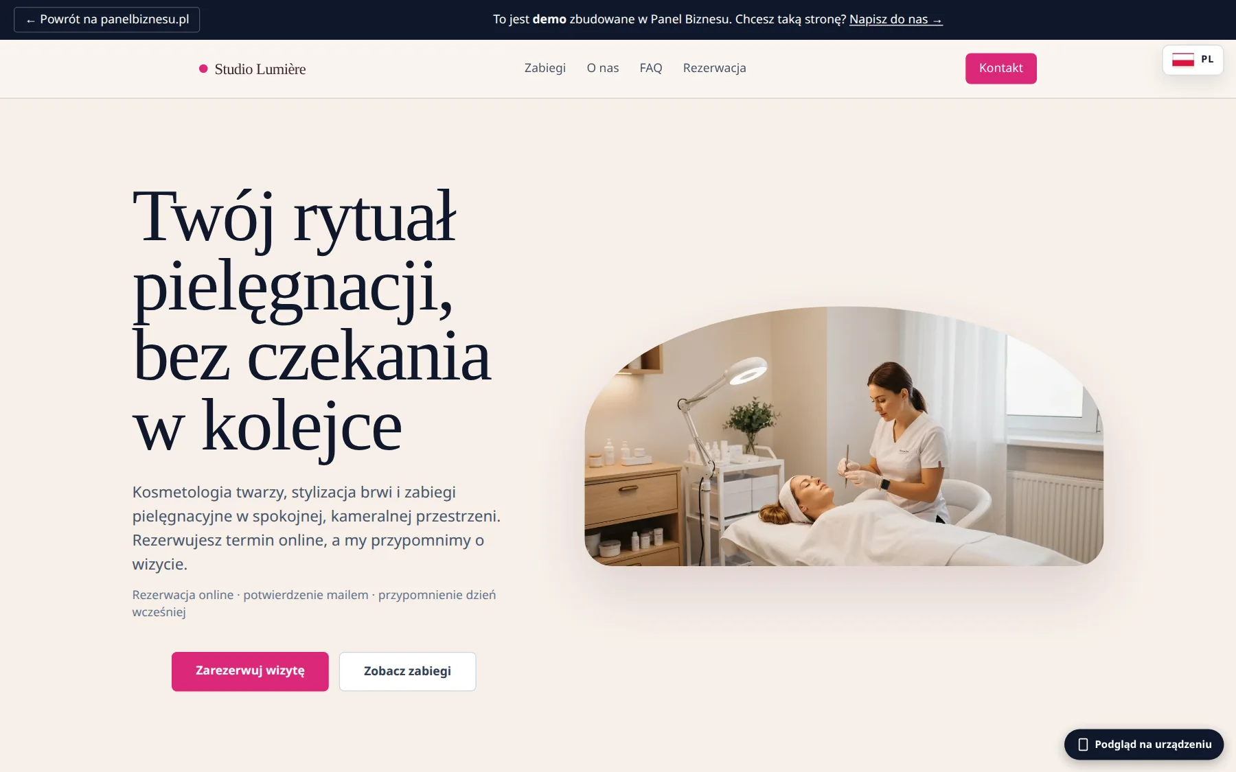 Strona salonu kosmetycznego zbudowana w kreatorze, z paskiem wersji demonstracyjnej